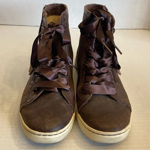 UGG Blaney Crystals Brown Leather Ankle Booties Fashion Sneakers Size 7.5 Comfy - Picture 3 of 15